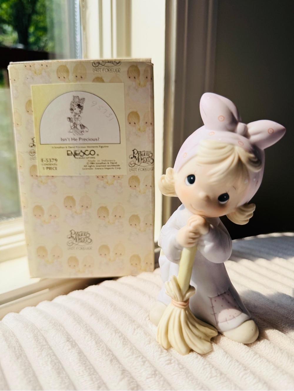1984 Precious Moments Isn’t He Precious Like New w/ Original Box 💕